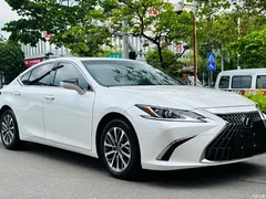 2022 Lexus ES 300h Excellence, белый — фото 3