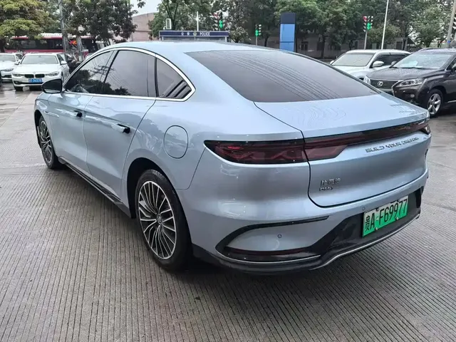 2023 BYD Han DM-i 121KM