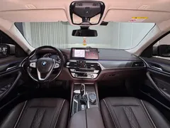 2021 BMW 5 Series 530Li Leading Luxury Package — фото 26