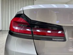 2021 BMW 5 Series 530Li Leading Luxury Package — фото 29