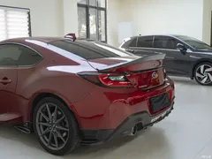 2022 Subaru BRZ 2.4L MT — фото 12
