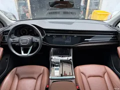 2023 Audi Q7 45 TFSI quattro S line sporty, чёрный — фото 4