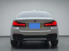 2022 BMW 5 Series 525Li M Sport Package, белый — фото 5