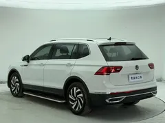 2023 Volkswagen Tiguan L 280TSI AT 2WD Limited Edition, белый — фото 6