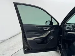2022 Subaru Forester 2.0i AWD Luxury EyeSight, чёрный — фото 10