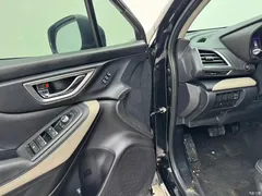 2022 Subaru Forester 2.0i AWD Luxury EyeSight, чёрный — фото 11