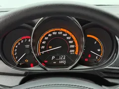 2022 Toyota Yaris L Zhixuan X 1.5L CVT PLUS, белый — фото 17