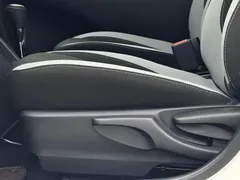 2022 Toyota Yaris L Zhixuan X 1.5L CVT PLUS, белый — фото 20