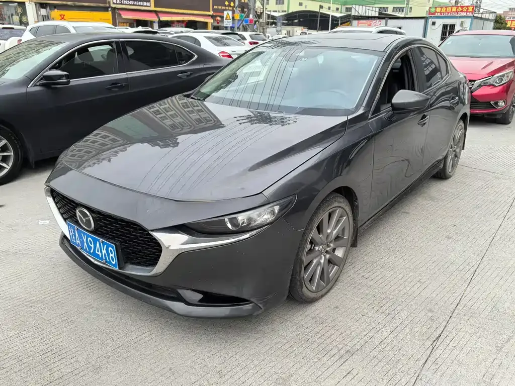 2022 Mazda 3 2.0L AT