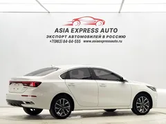 2021 Kia K3 1.5L CVT Fashion, белый — фото 4