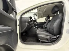 2021 Kia K3 1.5L CVT Fashion, белый — фото 18