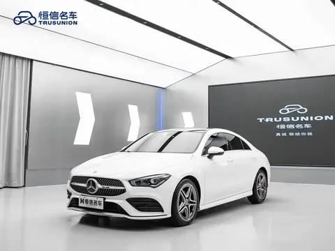 2021 Mercedes-Benz CLA 200