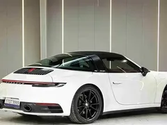 2022 Porsche 911 Targa 4 3.0T, белый — фото 3