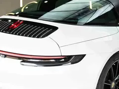 2022 Porsche 911 Targa 4 3.0T, белый — фото 4
