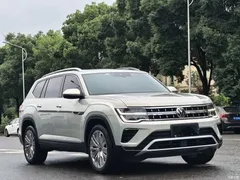 2021 Volkswagen Touron 380TSI 4WD respects Flagship — фото 3