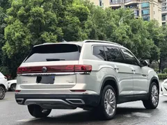 2021 Volkswagen Touron 380TSI 4WD respects Flagship — фото 17
