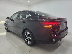 2021 Nissan Sylphy 1.6L XL CVT, чёрный — фото 7