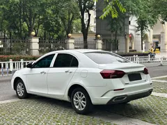 2021 Geely Emgrand 1.5L CVT, белый — фото 4