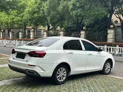 2021 Geely Emgrand 1.5L CVT, белый — фото 6