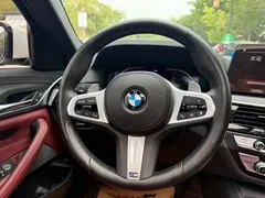 2022 BMW 5 Series 5 530Li M, белый — фото 8