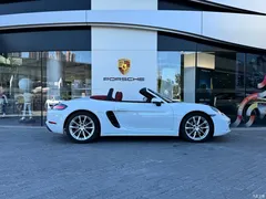 2022 Porsche 718 Boxster 2.0T, белый — фото 5