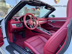 2022 Porsche 718 Boxster 2.0T, белый — фото 16