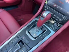 2022 Porsche 718 Boxster 2.0T, белый — фото 18