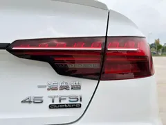 2022 Audi A4L 45 TFSI quattro, белый — фото 9