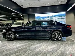 2021 BMW 5 Series 530Li, чёрный — фото 8