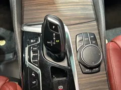 2021 BMW 5 Series 530Li, чёрный — фото 19