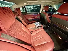 2021 BMW 5 Series 530Li, чёрный — фото 38