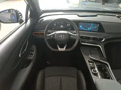 2022 Changan UNI-T 1.5T Premium — фото 11