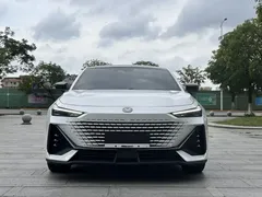 2022 Changan UNI-V 1.5T, белый — фото 2