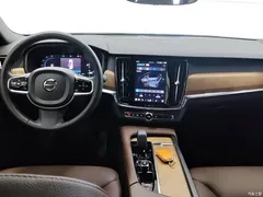 2024 Volvo S90 B5 Zhiyi Luxury, чёрный — фото 12
