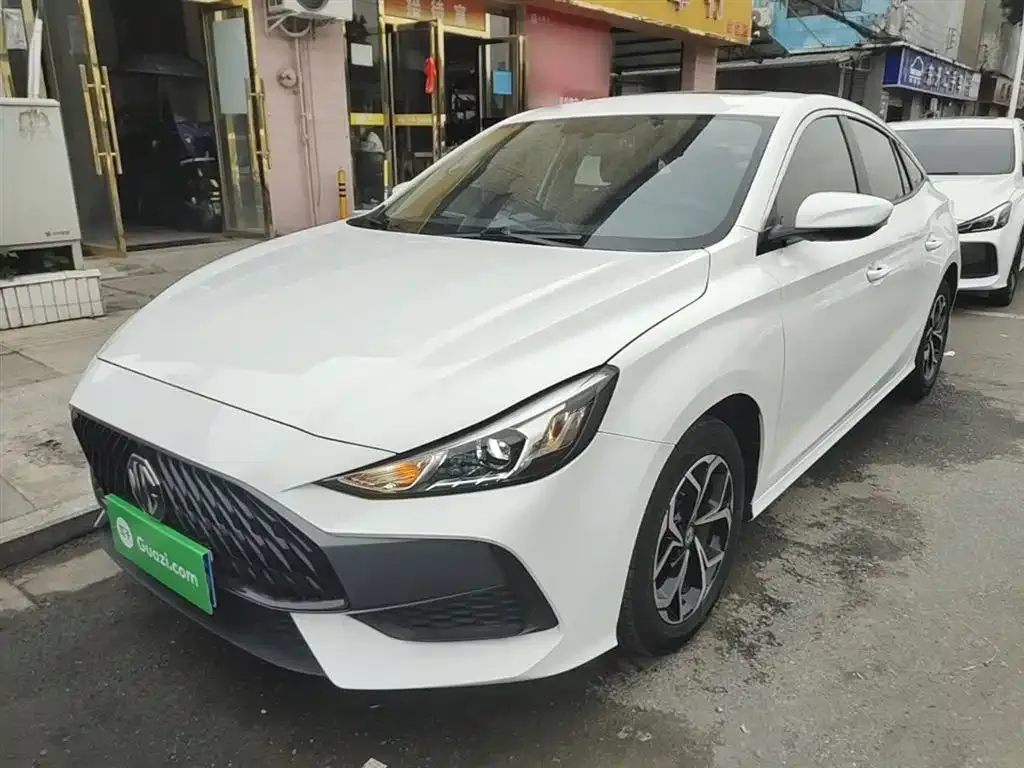 2022 MG MG5 180DVVT CVT Luxury