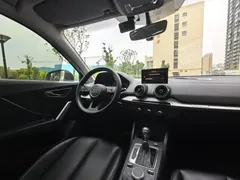 2021 Audi Q2L 35 TFSI, белый — фото 15