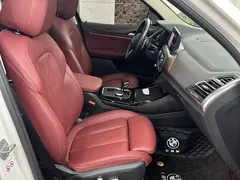 2022 BMW X3 xDrive30i M, белый — фото 11