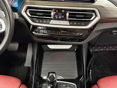 2022 BMW X3 xDrive30i M, белый — фото 13