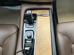 2021 Volvo XC90 B6 Zhiyi Luxury 7-seater, чёрный — фото 14