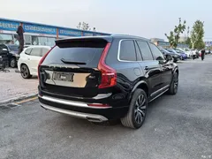 2021 Volvo XC90 B6 Zhiyi Luxury 7-seater, чёрный — фото 23