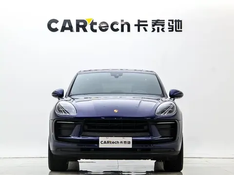 2022 Porsche Macan 2.0T