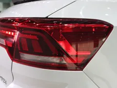 2020 Volkswagen T-Roc 280TSI DSG 2WD, белый — фото 7