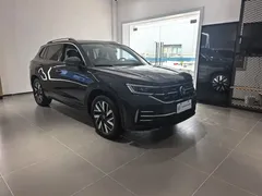 2023 Volkswagen Tayron 330TSI 2WD R-Line, чёрный — фото 3