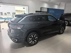 2023 Volkswagen Tayron 330TSI 2WD R-Line, чёрный — фото 7