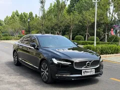 2022 Volvo S90 B5 Luxury, чёрный — фото 3