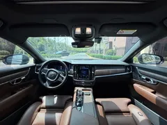2022 Volvo S90 B5 Luxury, чёрный — фото 5