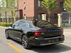2022 Volvo S90 B5 Luxury, чёрный — фото 7