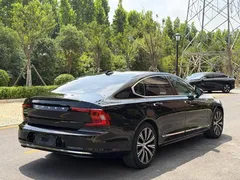 2022 Volvo S90 B5 Luxury, чёрный — фото 9