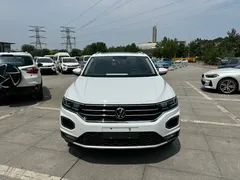 2021 Volkswagen T-Roc 280TSI DSG 2WD, белый — фото 2