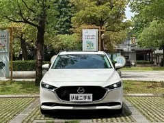 2021 Mazda 3 2.0L AT, белый — фото 2